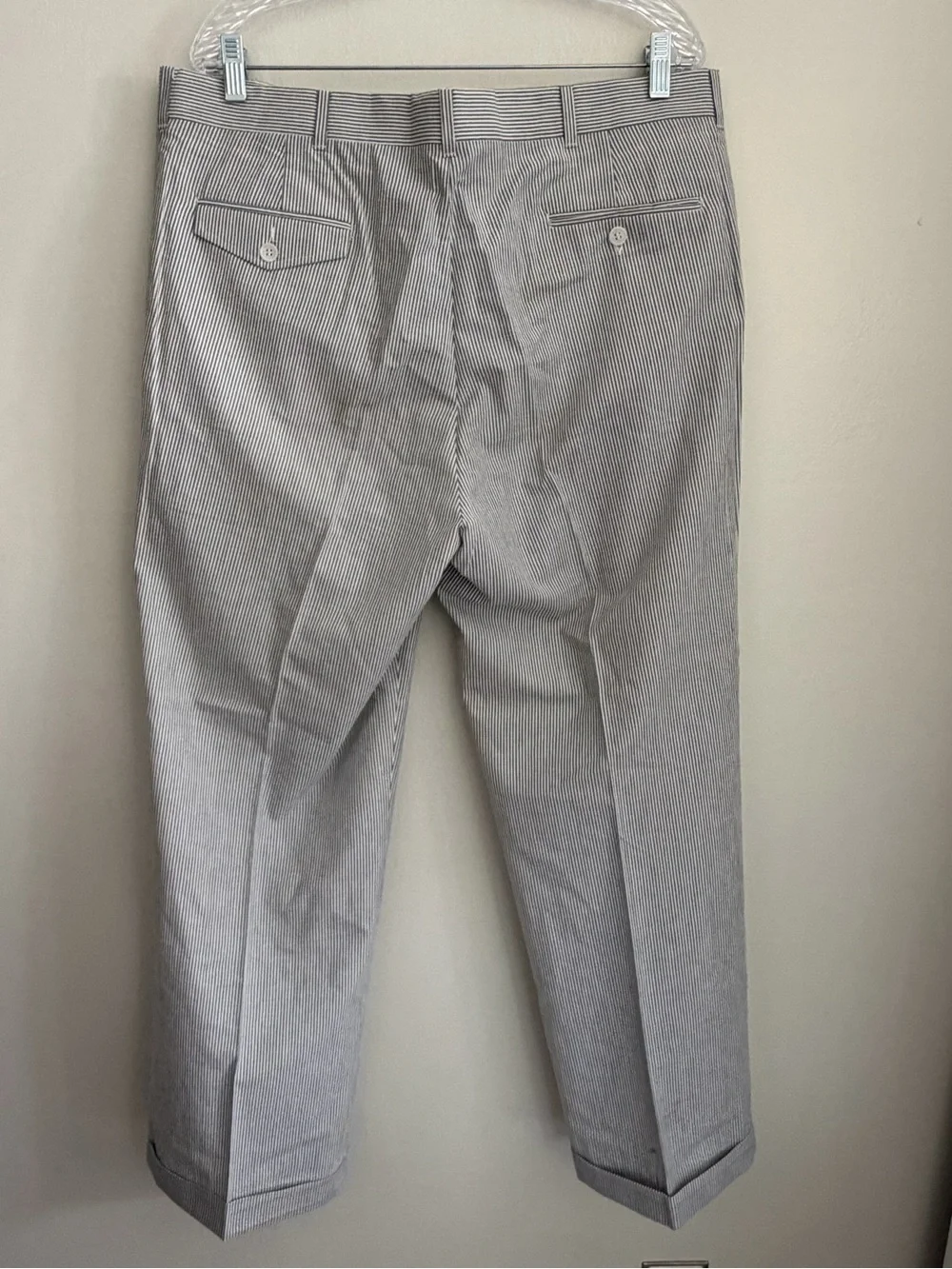 Vtg KUPPENHEIMER Seersucker Casual Pants - Men's Size 38x30 - Gray/White Stripe